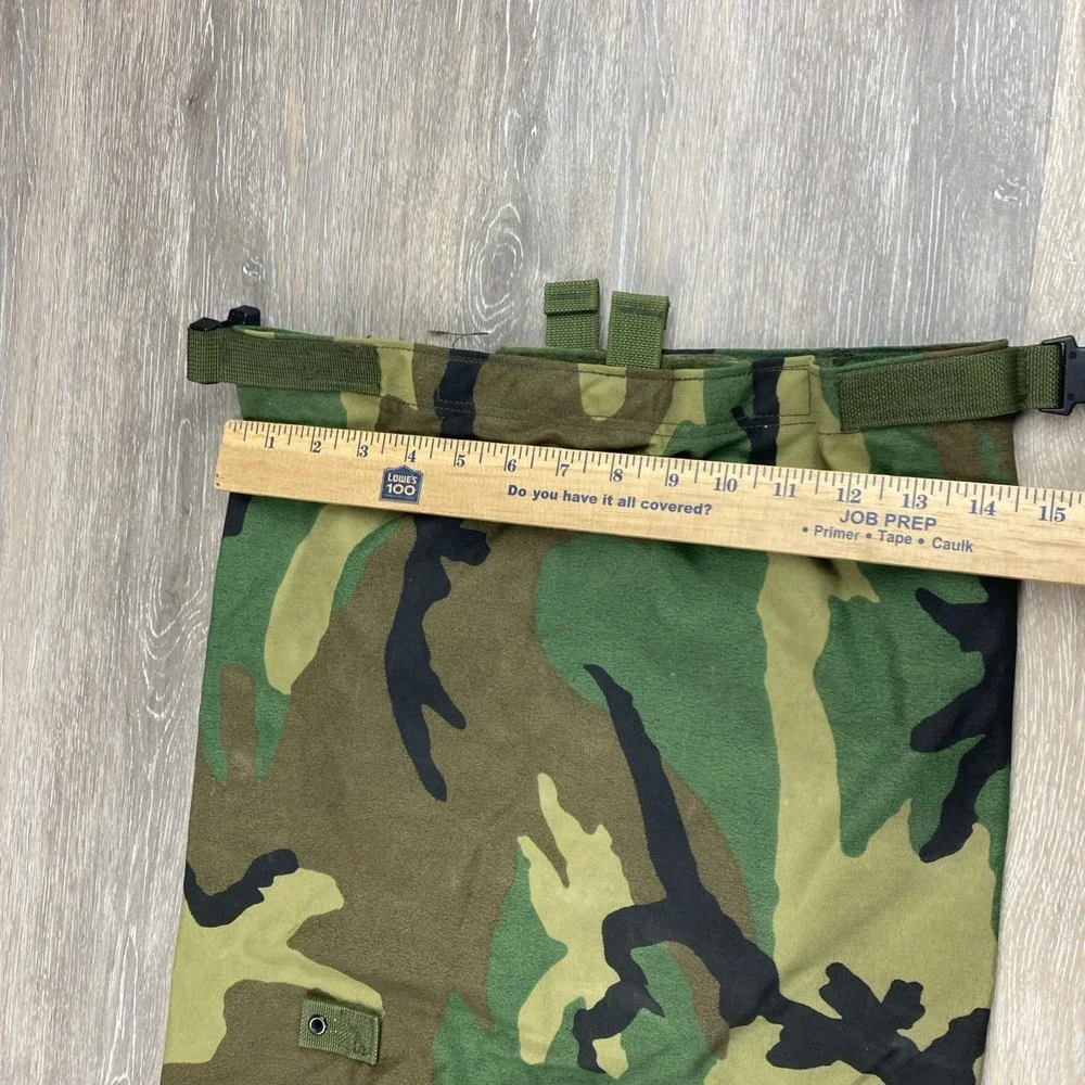 US Military Woodland Camo Bag Carrying Protecting Ensemble USGI Straps Tote Case